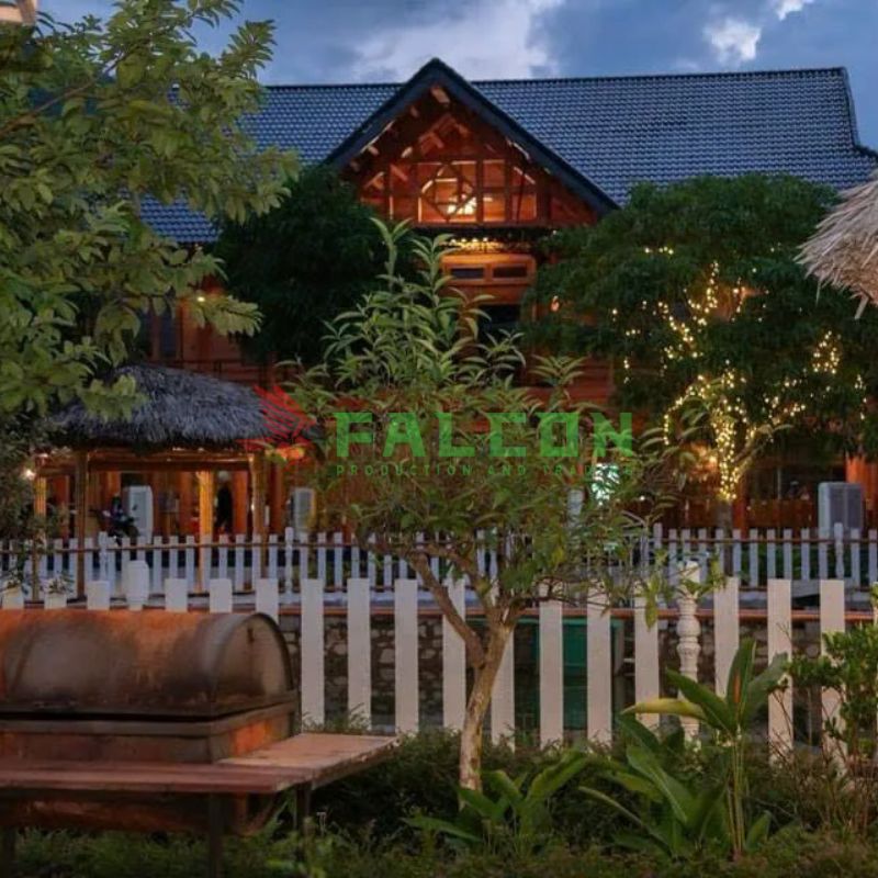 Mely Farm Vào Buổi Tối